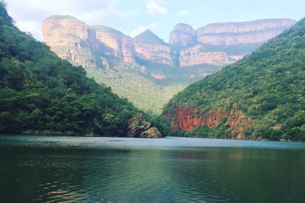 Top 3 Reasons to Visit Hoedspruit: Chapter 1